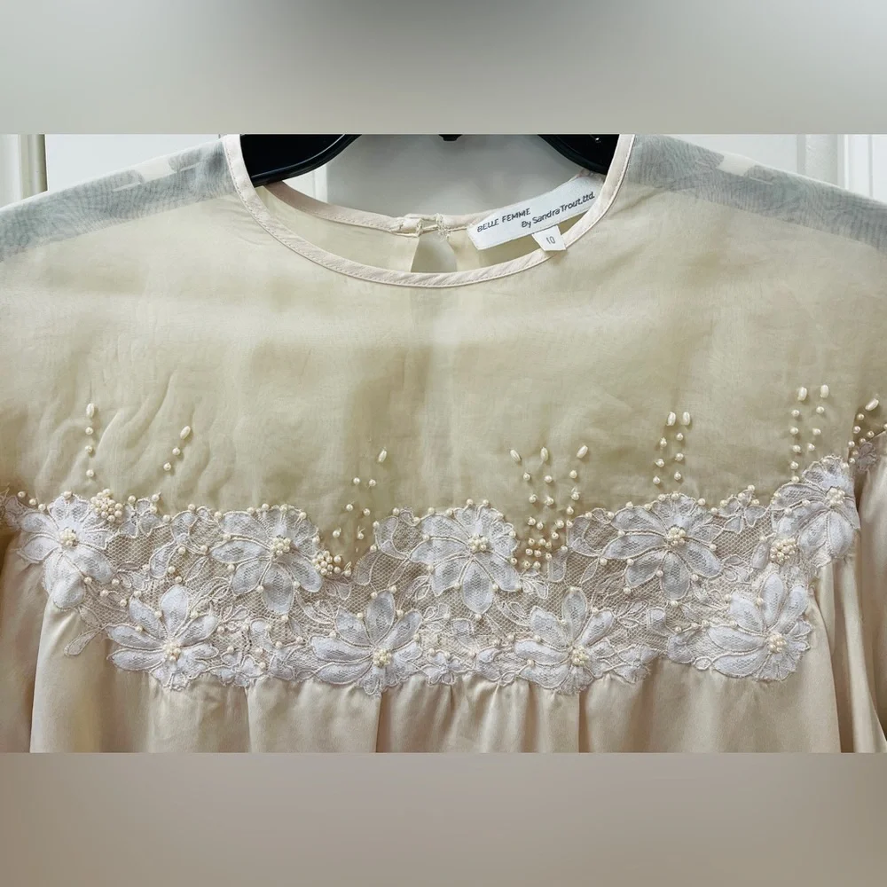 VTG Silk Belle Femme Organza Lace Pearl Blouse Romantic Sheer Yoke Size 10 - Picture 5 of 6